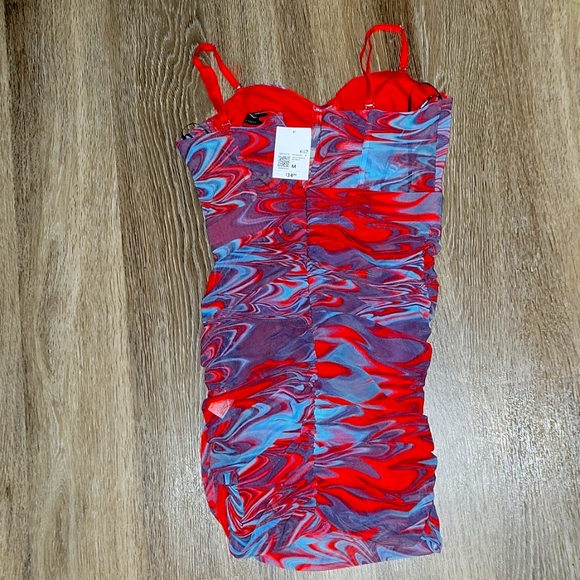 Forever 21 Bustier detail ruched dress| size M - Picture 3 of 5